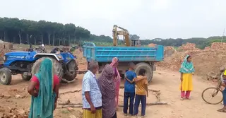 ঝিনাইদহে ইটভাটার ট্রাক্টরচাপায় শিশুর মৃত্যু
